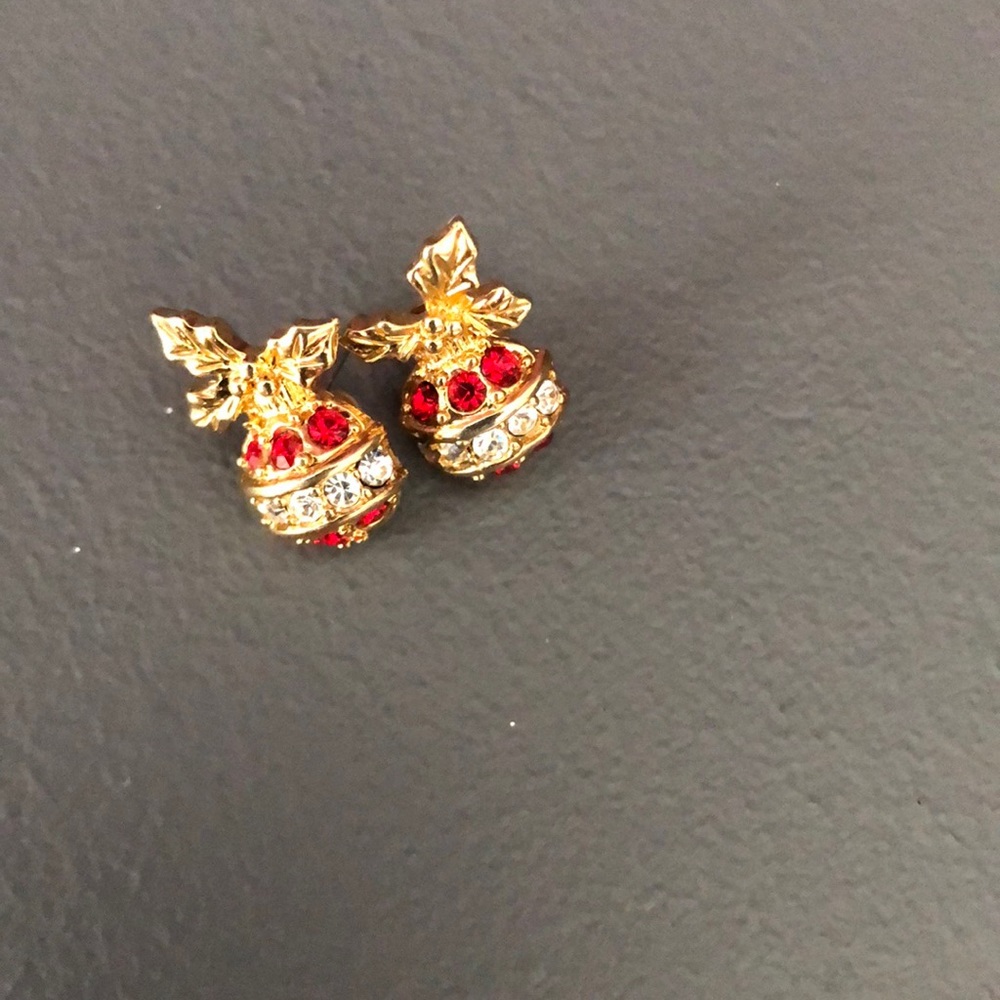 Avon EUC Christmas Ornament Earrings